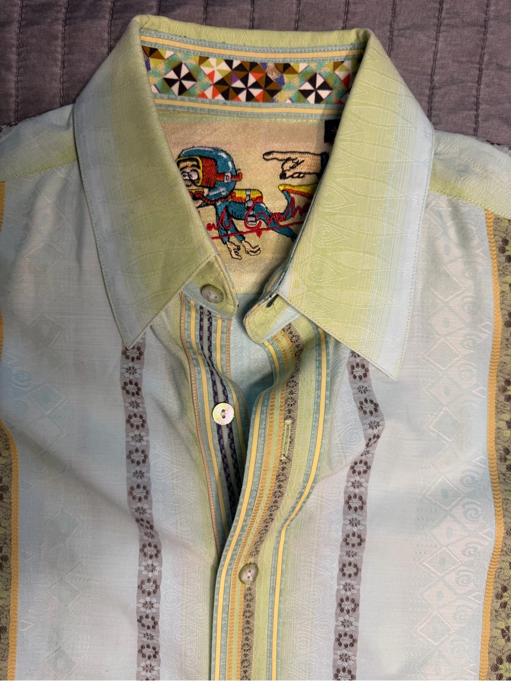 Robert Graham Pale Green and Cream Striped Button-Down Shirt L - Picture 2 of 14